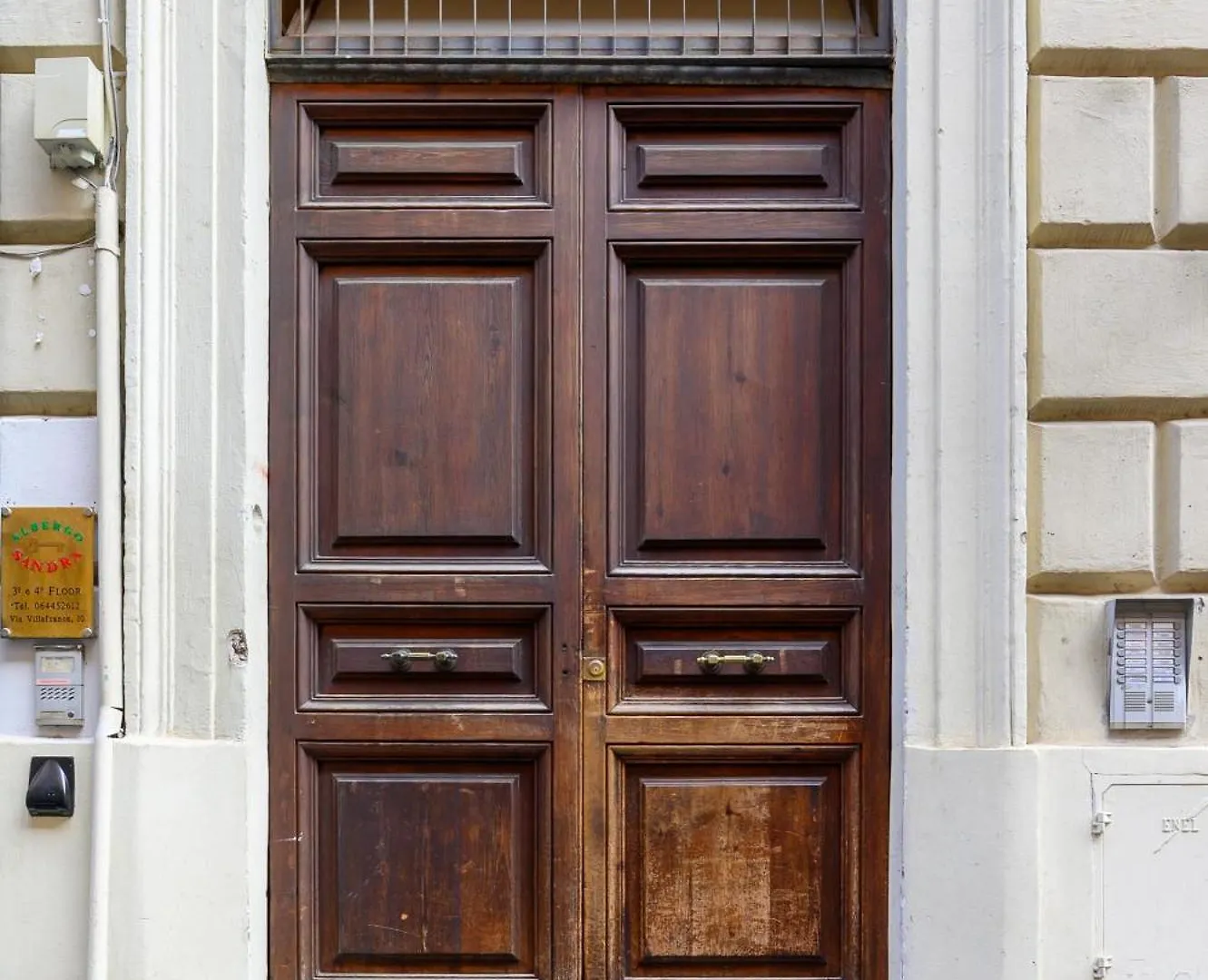 Crosti Apartments Roma